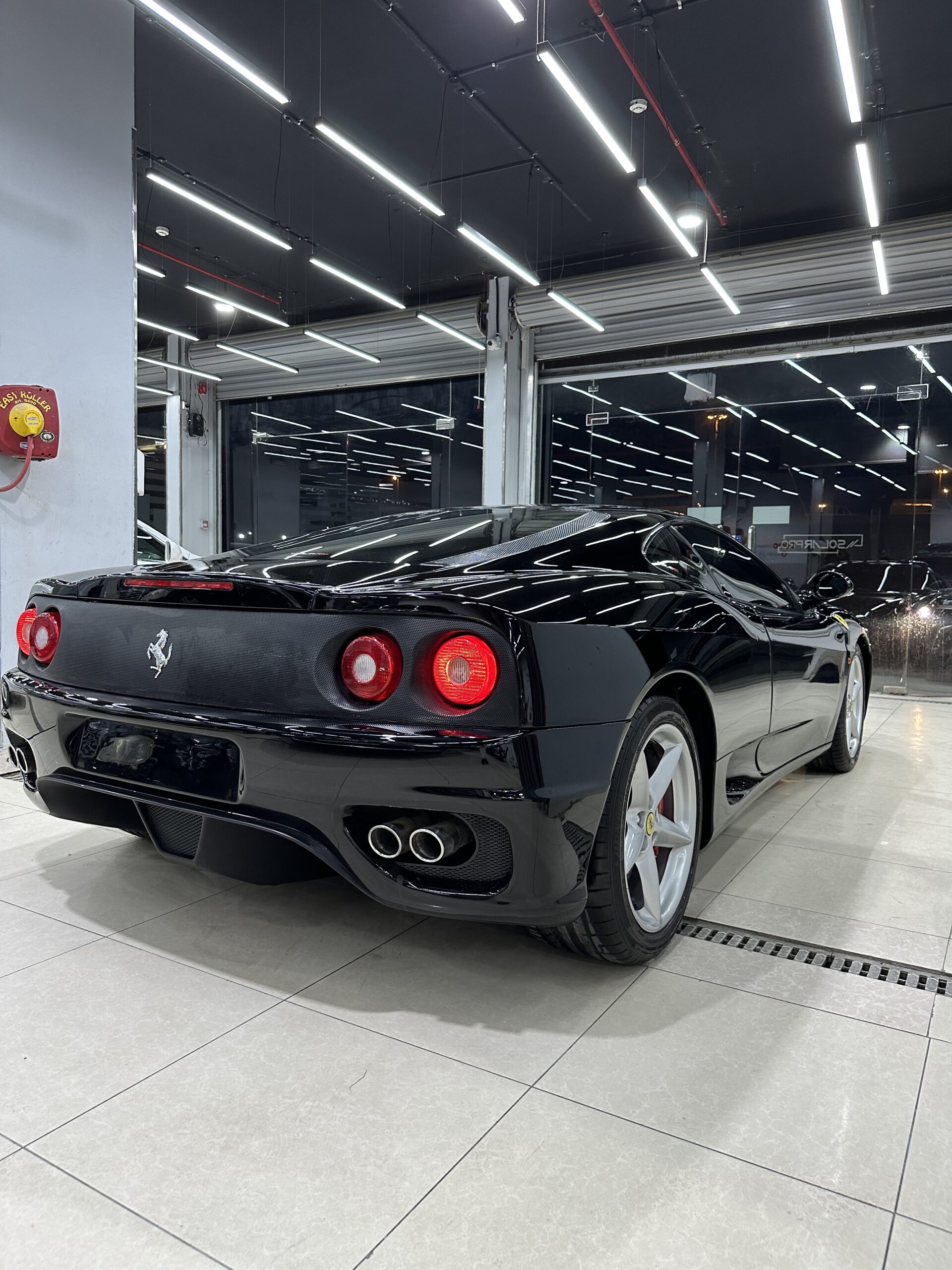Ferrari-1