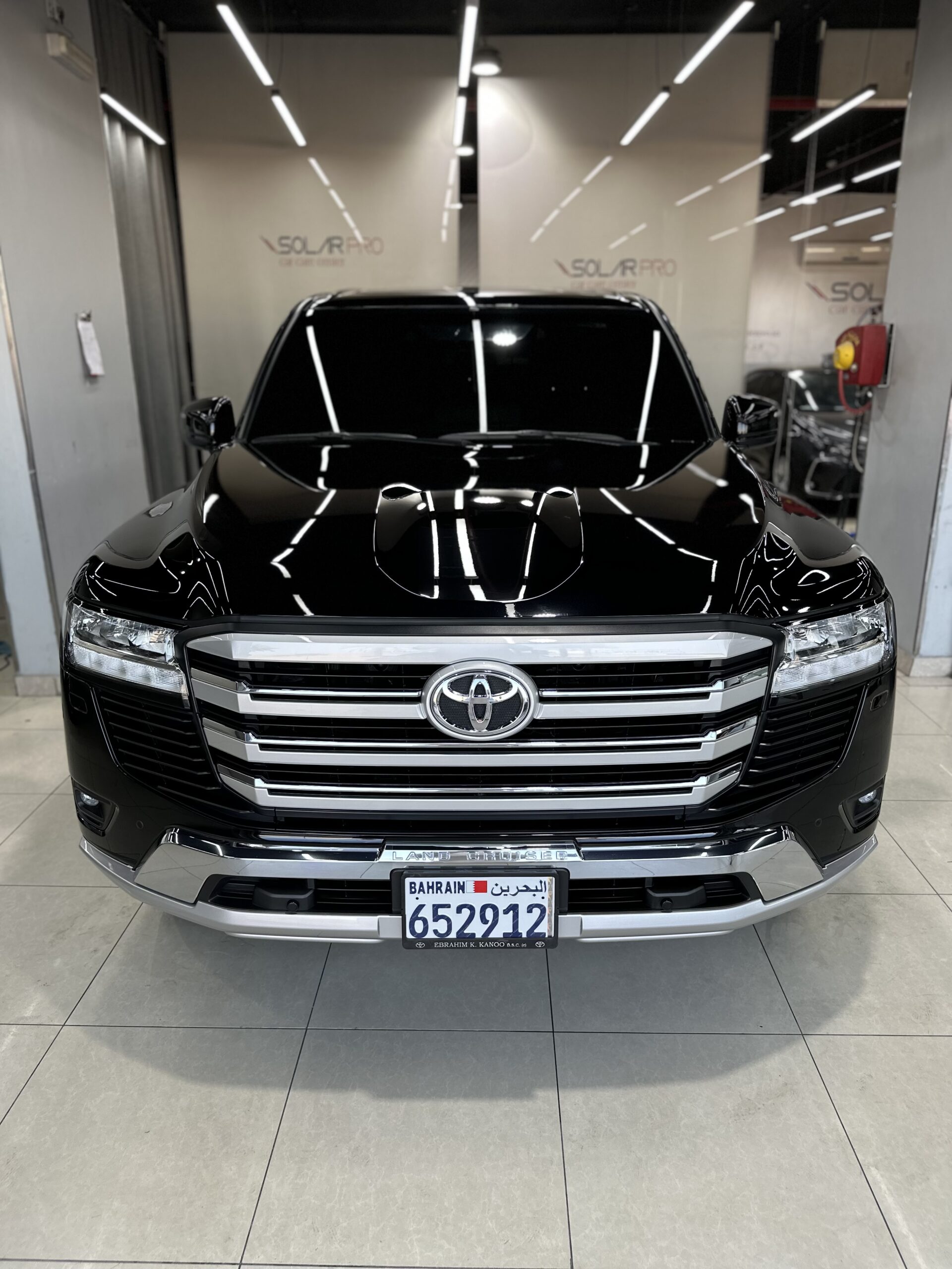 Toyota Land Cruiser – Front Grille